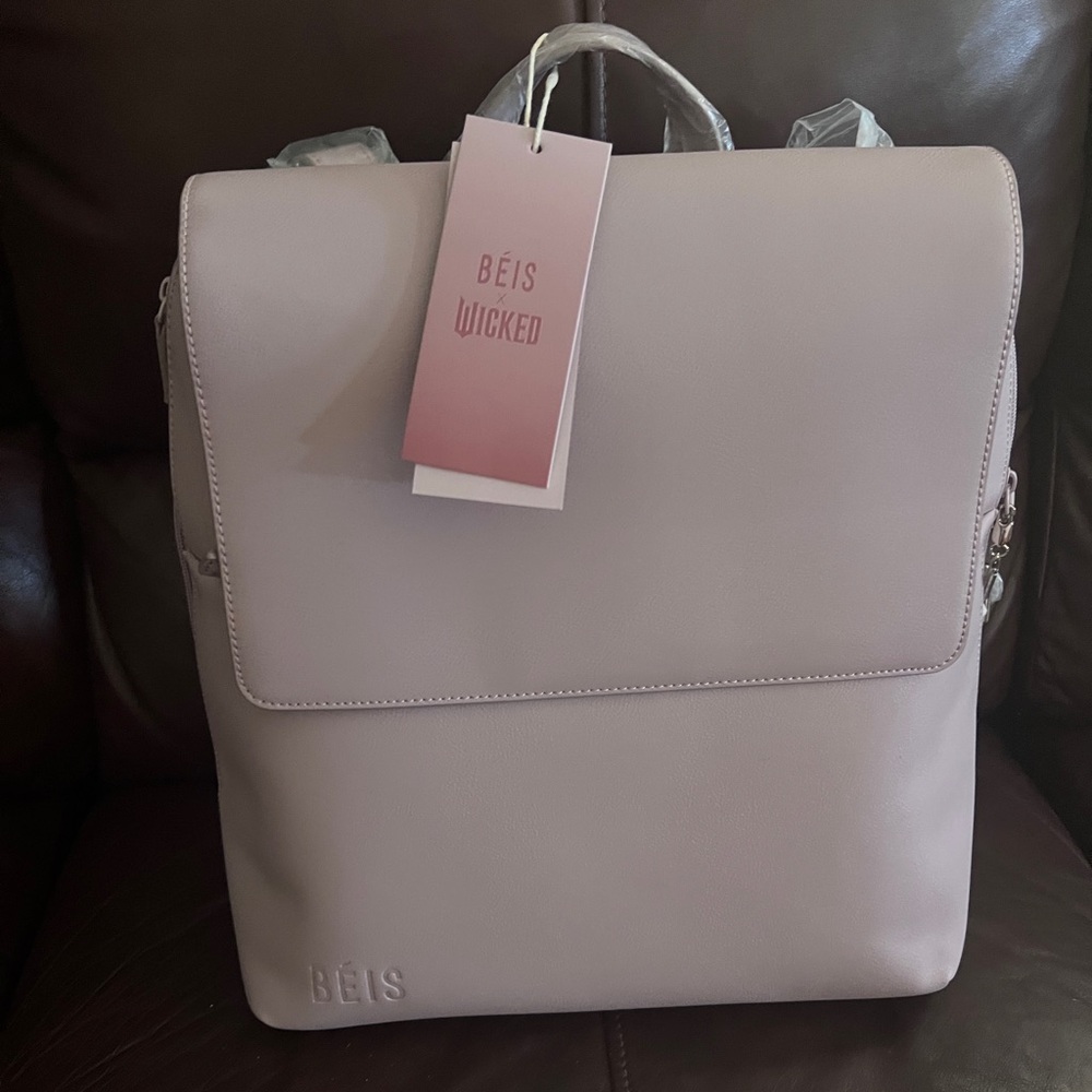 BEIS Wicked Backpack in Wicked Pink